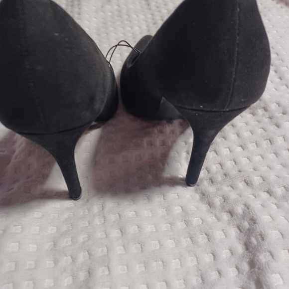 Torrid Classic Black Heels Size 8.5 - Picture 3 of 5